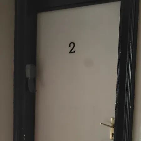 Apartament Prestige Loft-cinema Prive-king Size-parking Gratuit-5 Min Aeroport Beauvais